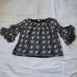 Black white flowered boho gypsy ruffled sleeves
